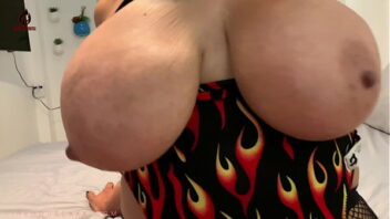 nice saggy tits